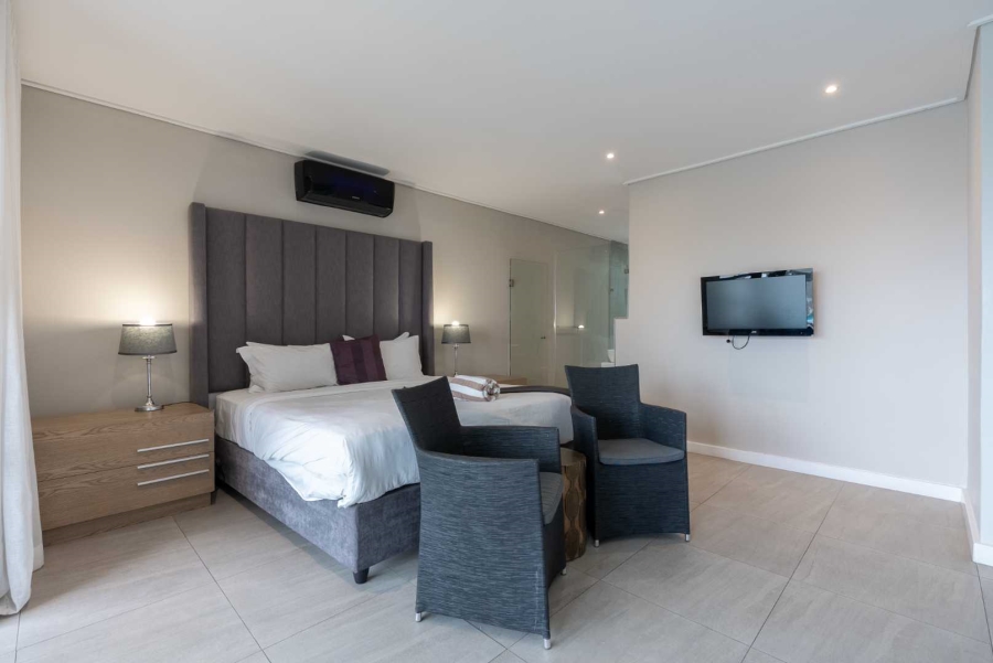 10 Bedroom Property for Sale in Camps Bay Western Cape